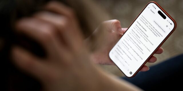 La IA podría curar la soledad pero dañar las relaciones, La IA podría curar la soledad pero dañar las relaciones, dice profesor de Yale
| AI,ai,loneliness,modern-loneliness,relationships,trending-uk,long-game-big-bet