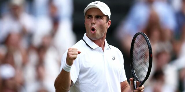 La estrella de Wimbledon es hijo de un multimillonario de La estrella de Wimbledon es hijo de un multimillonario de fondos de cobertura
| Sports,Finance,wimbledon,tennis,hedge-fund,wealth,arthur-fery,loic-fery,stanford,trending-uk