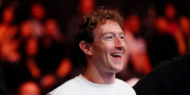 Meta lanza Muse Spark 1.1 y promete una IA rentable Meta lanza Muse Spark 1.1 y promete una IA rentable
| Tech,AI,meta,mark-zuckerberg,ai,meta-ai,vibe-coding,developers,software-engineering,ai-agents,limited-synd,beacon-industries-big-bet,corrections