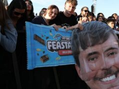 La marca de chocolate MrBeast ve un lento crecimiento después de la fiebre del azúcar
| Media,limited-synd,cpg,mrbeast,jimmy-donaldson,beast-industries,creator-economy,feastables,exclusive,influencers La marca de chocolate MrBeast ve un lento crecimiento después de la fiebre del azúcar
| Media,limited-synd,cpg,mrbeast,jimmy-donaldson,beast-industries,creator-economy,feastables,exclusive,influencers