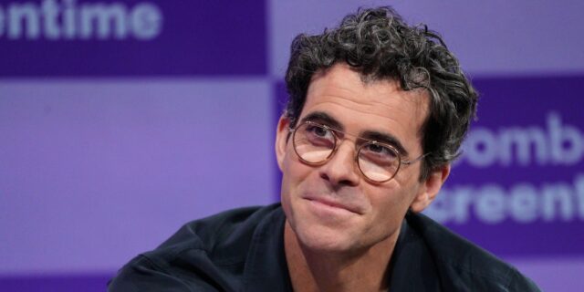 Adam Mosseri dice que Instagram está cerrando "cosas estúpidas" para Adam Mosseri dice que Instagram está cerrando "cosas estúpidas" para reducir los costos de la IA
| Tech,AI,adam-mosseri,instagram,tokens,ai