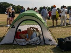 El verdadero Wimbledon comienza en el camping de enfrente.
| Entertainment,wimbledon,freelance-photography,rebecca-zisser,uk,british El verdadero Wimbledon comienza en el camping de enfrente.
| Entertainment,wimbledon,freelance-photography,rebecca-zisser,uk,british