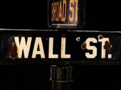 Los ETF apalancados de riesgo están en auge en 2026. Algunos temen que hagan que el mercado de valores sea más volátil.
| Los ETF apalancados de riesgo están en auge en 2026. Algunos temen que hagan que el mercado de valores sea más volátil.
|