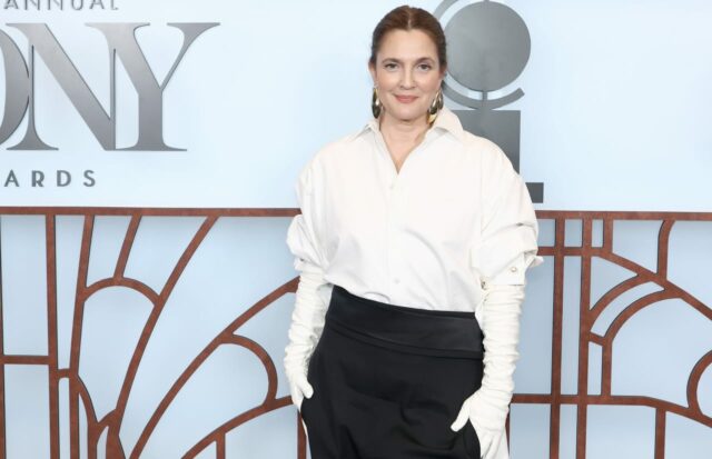 Después de vender su casa en Westchester por $ 5 Después de vender su casa en Westchester por $ 5 millones, Drew Barrymore muestra su casa rodante
|